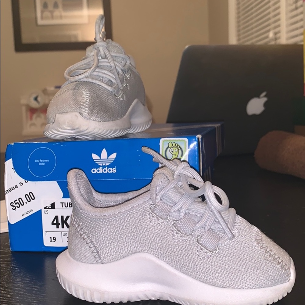 4K Adidas tubular shadow I sneakers